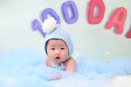 惠州宝宝多久会笑